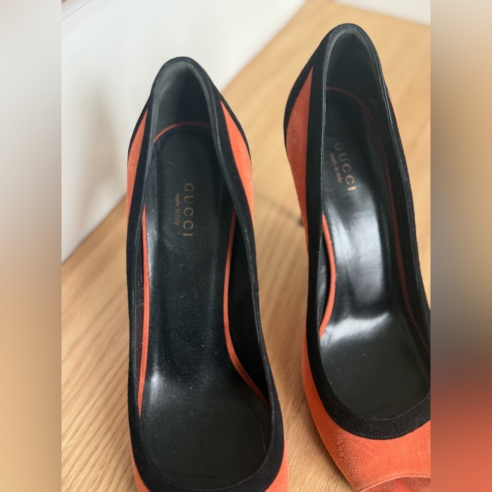 Gucci Orange & Black Suede Peep Toe Heels – Size 39.5 (Made in Italy) - Picture 3 of 11